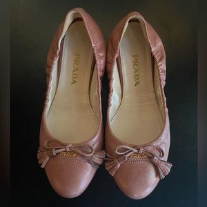 Prada ballet flats nude brown